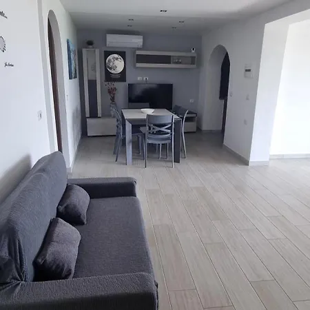 Nyaraló Sa Omu De S'olia Tertenìa